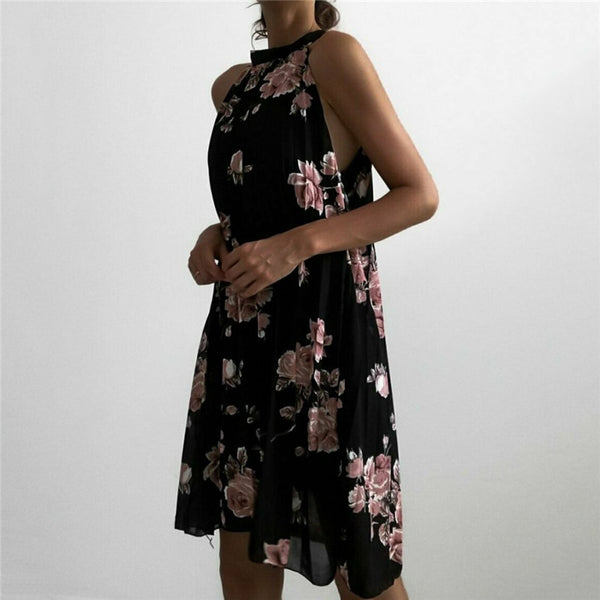 Vestido midi casual floral plissado, sem mangas e com gola alta