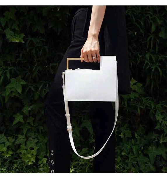 Bolsa Pequena Quadrada de Couro