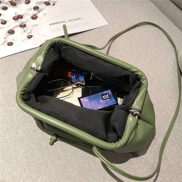 Bolsa Pequena de Verniz com Alças Longas