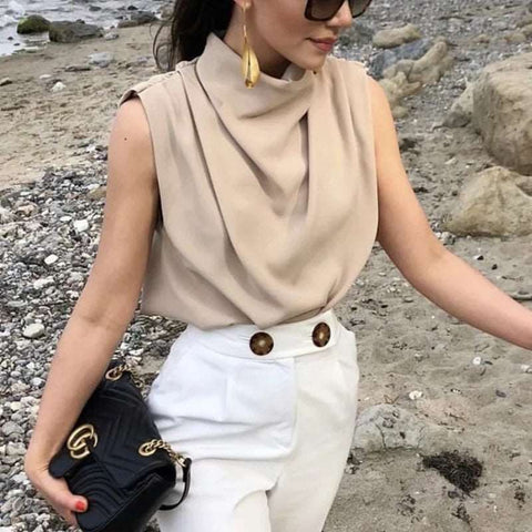 Blusa Gola Alta Solta sem Mangas