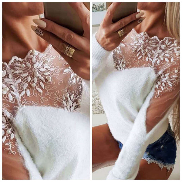 Blusa de Malha Manga Longa com Renda e Bordados