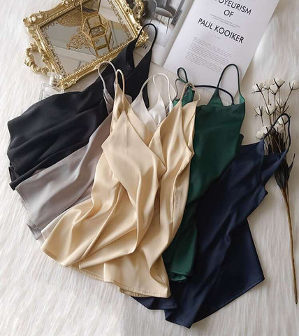 Blusa de Alcinha em Cetim Decote V