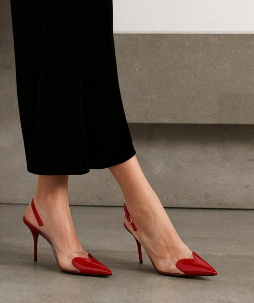 Scarpin Feminino Bico Fino e salto alto Fino, Slingback Verniz Transparente com Coração