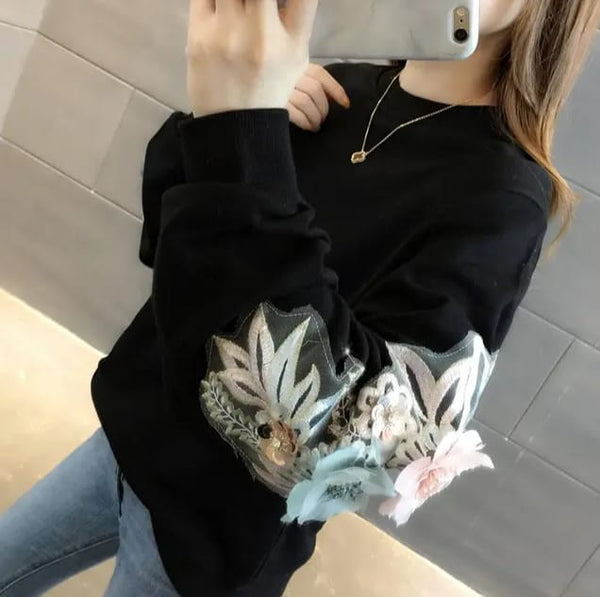 Blusa de Moletom Manga Longa Bordada