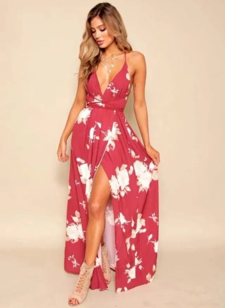 Vestido Longo de Alcinha Com Fenda e Decote V Aberto nas Costas