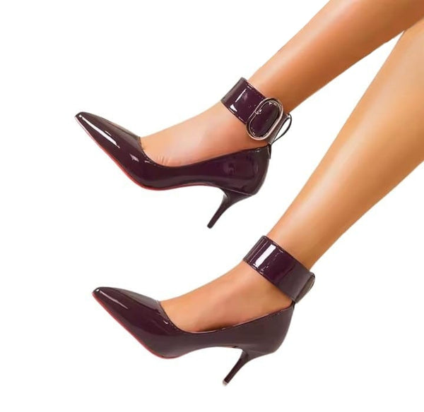 Scarpin Salto Médio com Tira e fivela Larga no Tornozelo - 7 cm