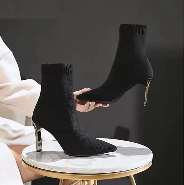 Bota Cano Curto Meia Elástica com Salto Alto de Lâmina
