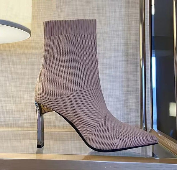 Bota Cano Curto Meia Elástica com Salto Alto de Lâmina