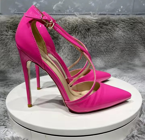 Scarpin Verniz Salto Alto Fino Com Tiras Cruzada