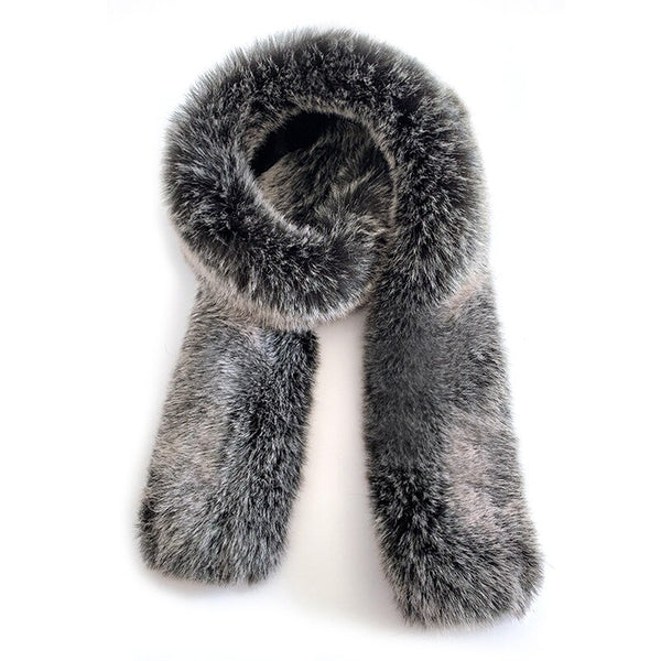 Cachecol feminino de pelos artificiais com textura volumosa e toque macio, acessório elegante de inverno