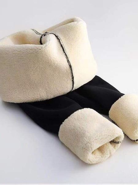 Calça legging feminina forrada com lã sintética e algodão, modelagem ajustada, térmica, ideal para o inverno.