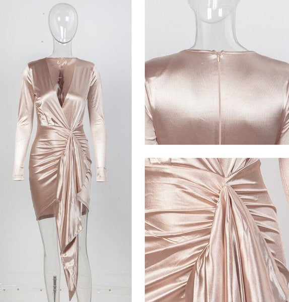 Vestido Curto Feminino Justo em Cetim com Decote V, Manga Longa e Faixa Assimétrica, Ideal para Festa, Evento ou Jantar Especial
