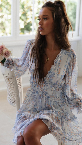 Vestido Curto de Chiffon Decote V Manga Longa