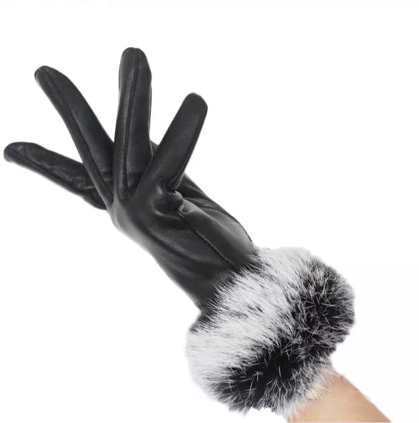Luva de Couro com Pelos nas Bordas