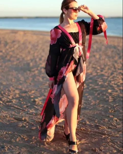 Saída de Praia Longa Manga Longa Preta Floral