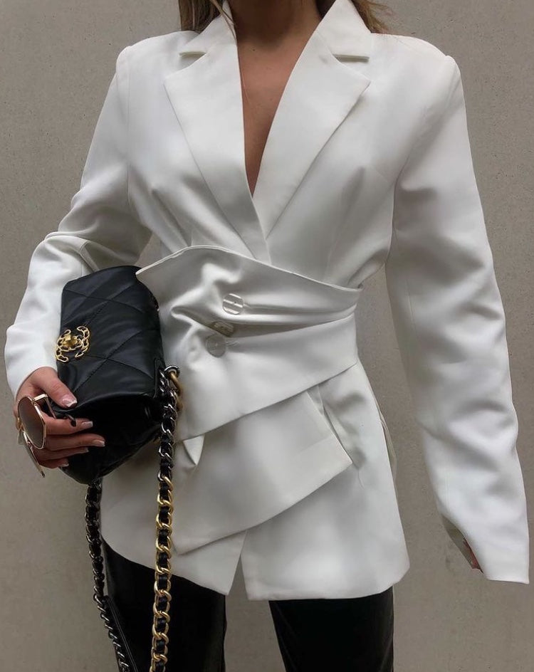 Blazer Alongado com Cinto Embutido