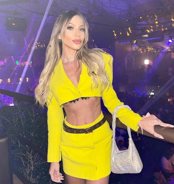 Vestido Blazer Curto Aberto na Cintura Manga Longa
