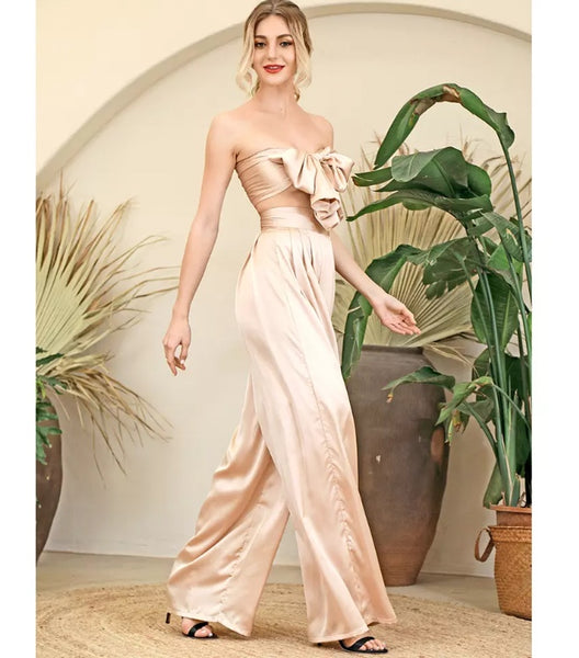 Conjunto de Cetim Top Curto e Calça Pantalona Cintura Alta