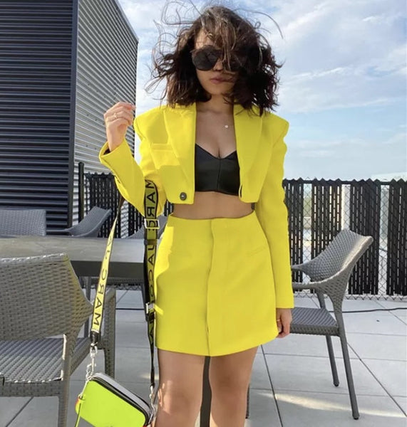 Vestido Blazer Curto Aberto na Cintura Manga Longa