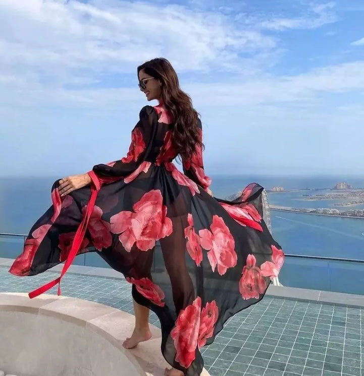 Saída de Praia Longa Manga Longa Preta Floral