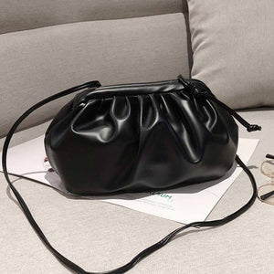 Bolsa Pequena de Verniz com Alças Longas