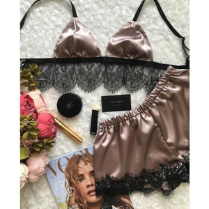 Conjunto Lingerie de Cetim Sexy Sutiã e Shorts