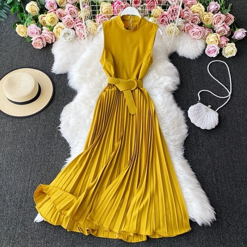 Vestido Midi Plissado Com Cinto sem Manga
