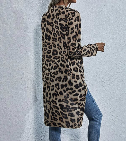 Camisa Alongada Assimétrica Manga Longa Animal Print Onça