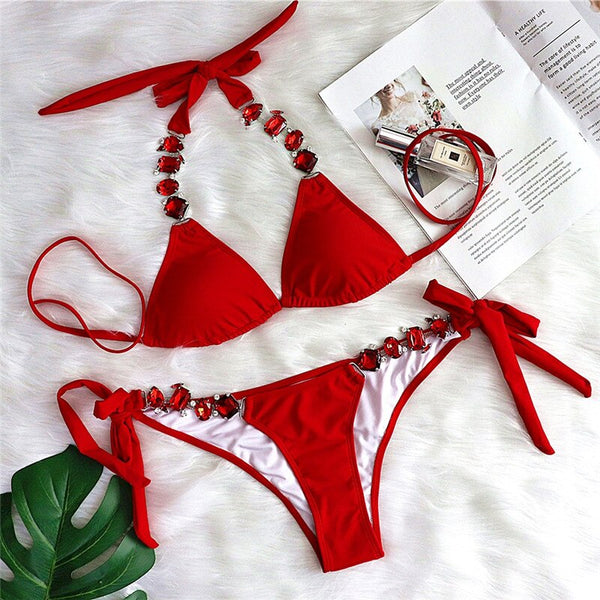 Conjunto de Biquíni com Bojo e Alças de Cristais