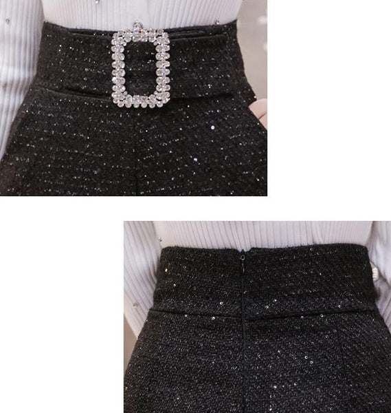 Shorts Preto de Lã Cintura Alta com Cinto e Cristais
