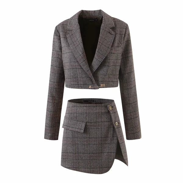 Conjunto Blazer Cropped Manga Longa e Mini Saia Xadrez