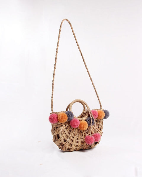 Bolsa de Mão em Palha Artesanal com Borlas de Pompom Praia