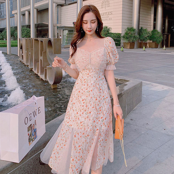 Vestido Midi Floral com Renda Creme