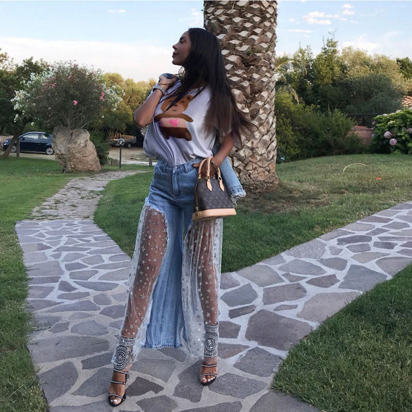 Calça Jeans Customizada com Renda