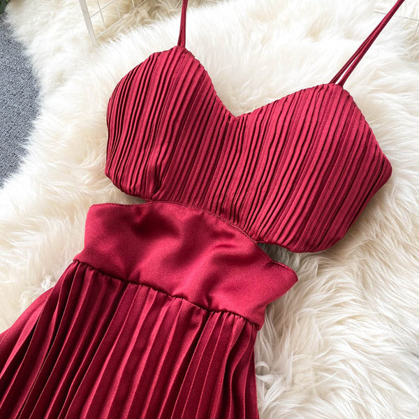 Vestido Longo Plissado Alcinha Decote V