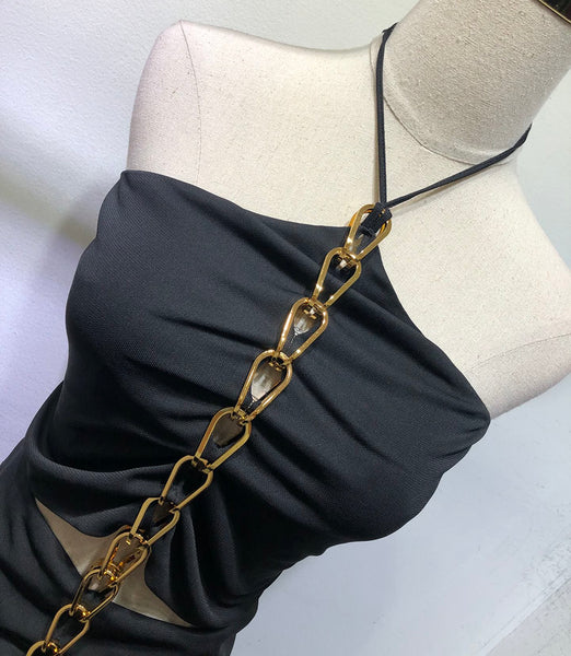 Vestido Longo Drapeado com Recorte na Cintura Frente Única