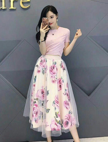 Conjunto Saia Midi Solta Floral e Blusa Manga Curta com Transpasse