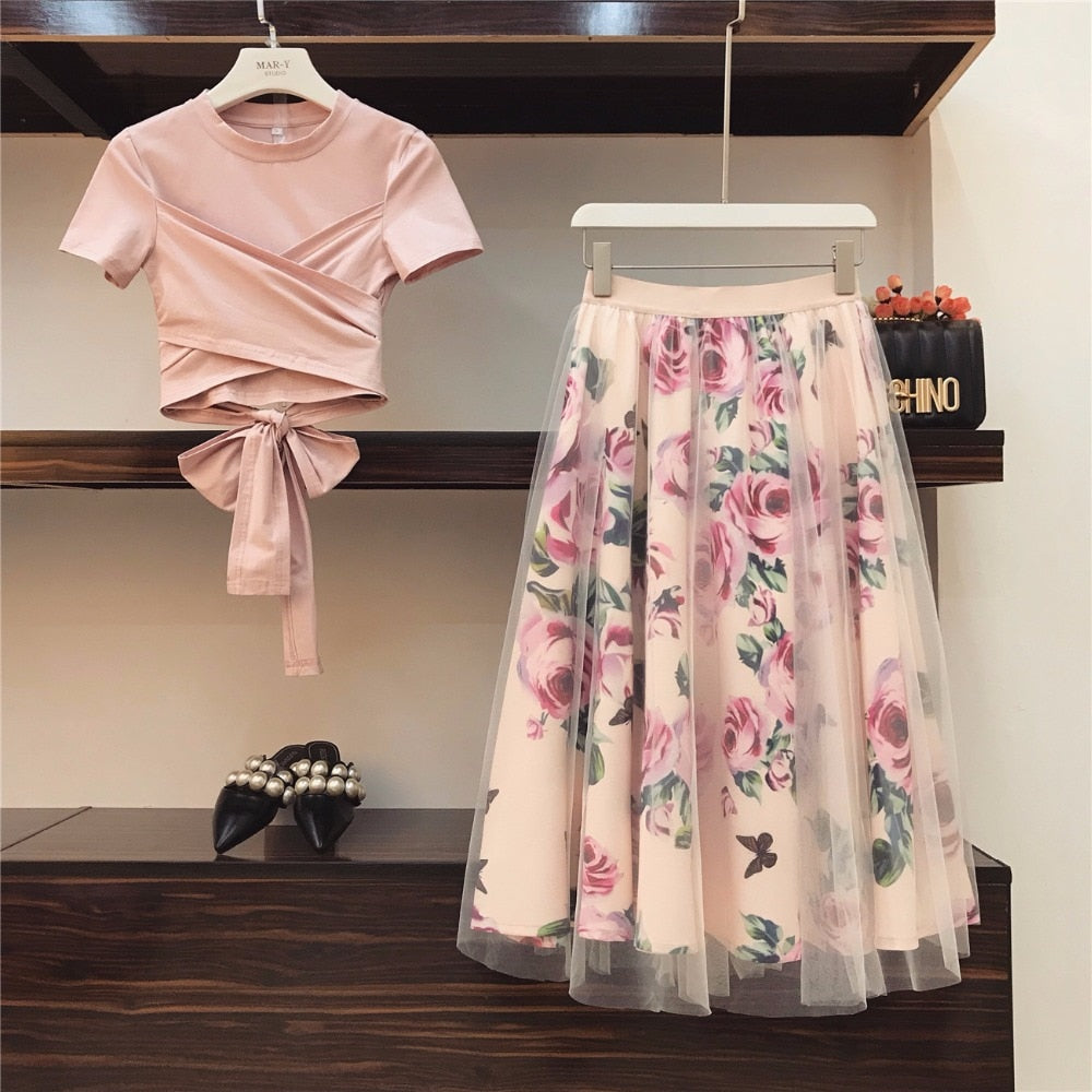 Conjunto Saia Midi Solta Floral e Blusa Manga Curta com Transpasse