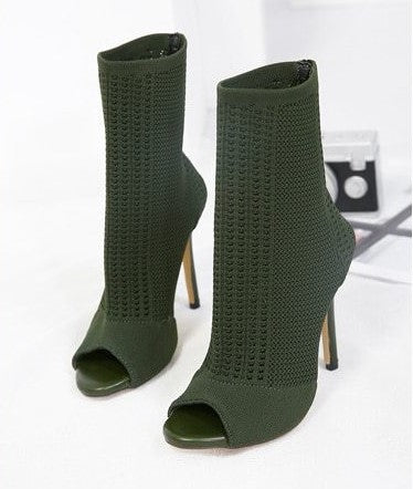 Bota Peep Toe Salto Alto Fino Cano Curto e Meia Elástica