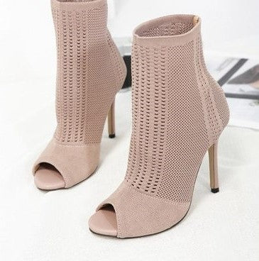 Bota Peep Toe Salto Alto Fino Cano Curto e Meia Elástica