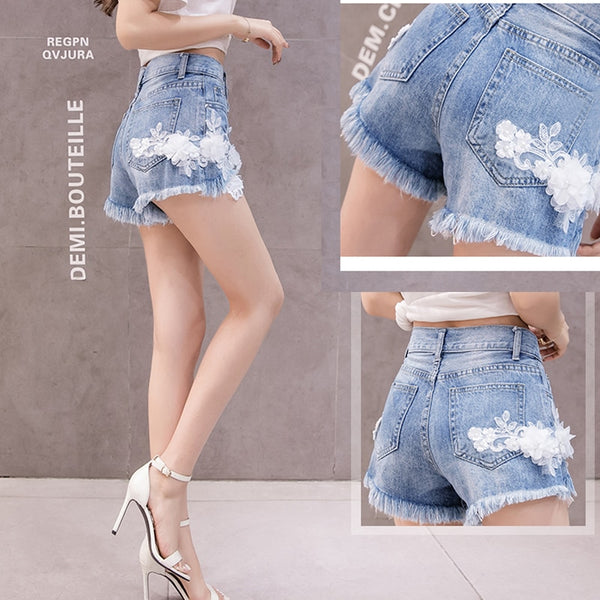 Shorts Jeans Bordado Cintura Alta