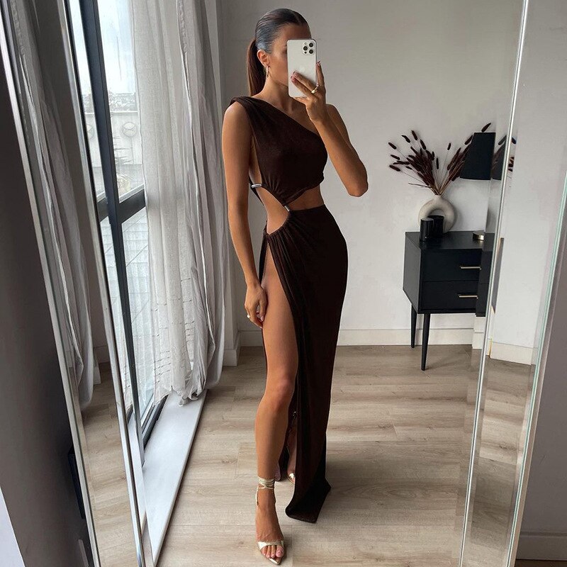 Vestido Longo com Fenda Ombro Único Recorte na Cintura