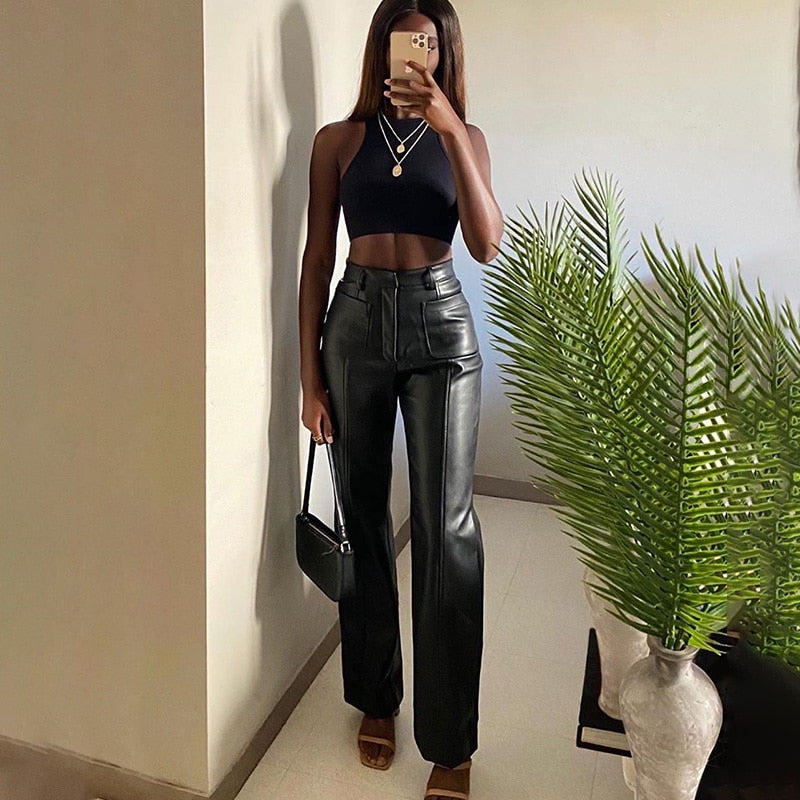 Calça Flare de Couro Cintura Alta