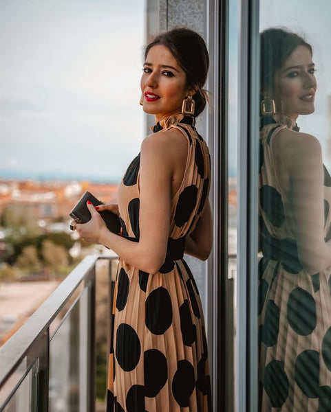 Vestido Midi Sem Alças Gola Alta Poá