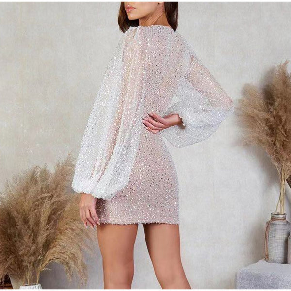 Vestido Curto de Paête Decote V Manga Longa Bufante Branco