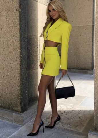 Short Blazer Dress Open at the Waist Long Sleeve