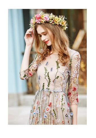 Vestido Longo Manga Longa Bordado
